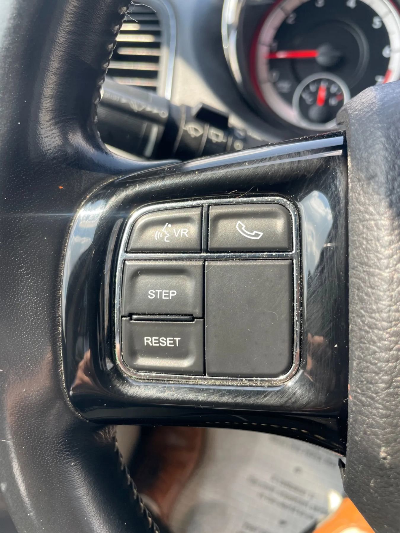 Used 2019 Dodge Grand Caravan SXT image 20