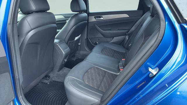 Used 2018 Hyundai Sonata Sport FWD image 19