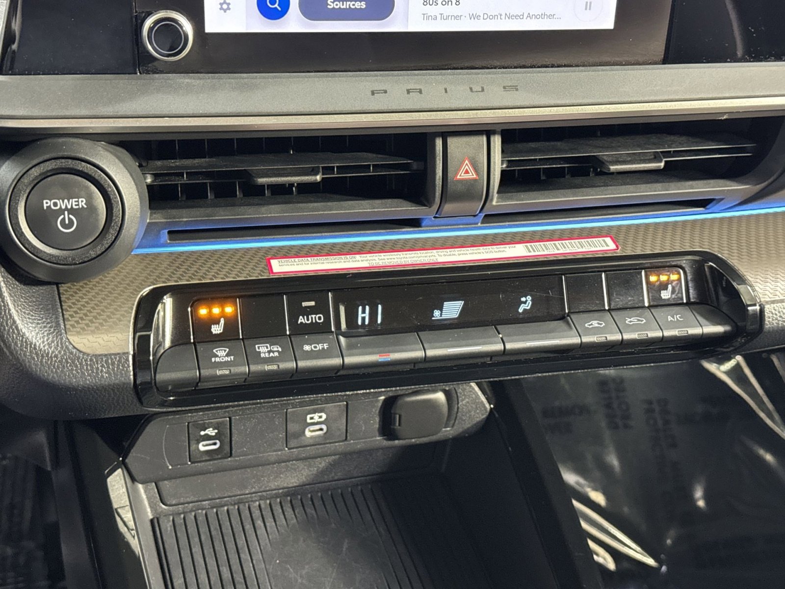 Used 2024 Toyota Prius XLE image 25