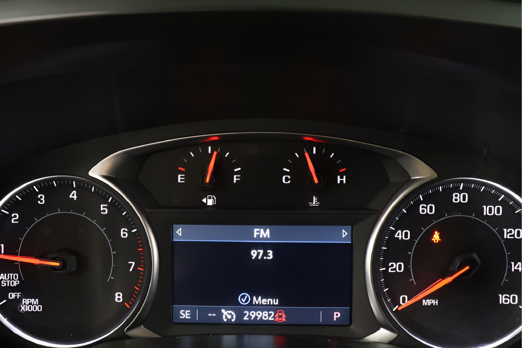 Used 2025 Chevrolet Blazer LT FWD image 13