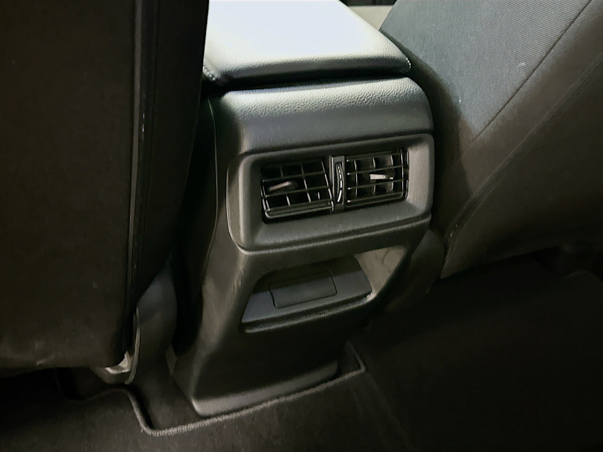 Used 2025 Honda CR-V LX image 27