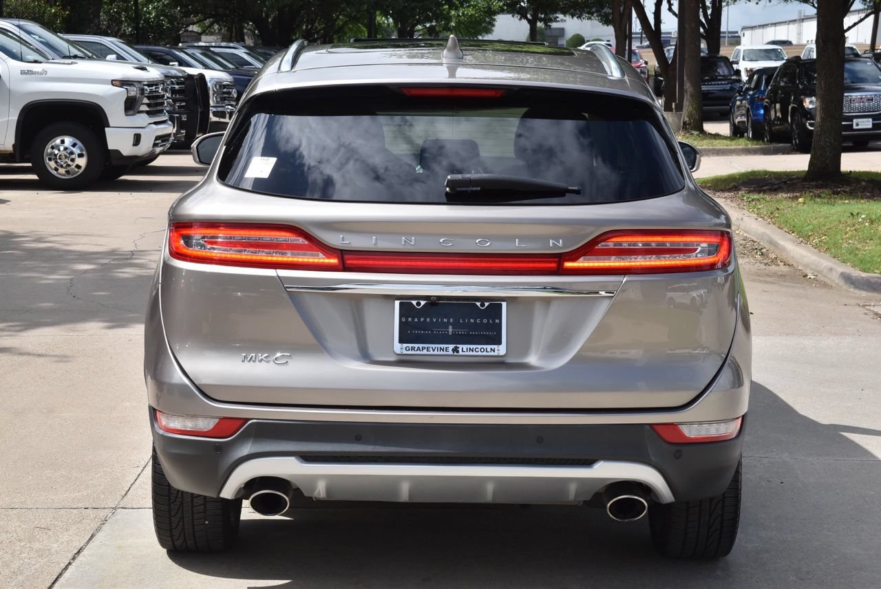 Used 2019 Lincoln MKC Reserve w/ MKC Technology Package FWD image 9