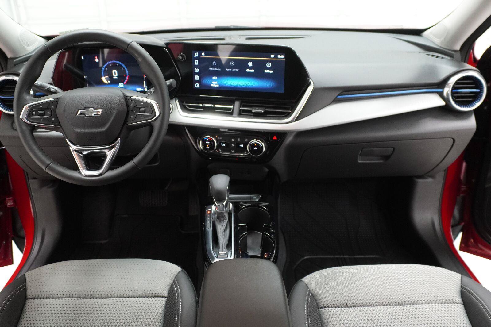 Used 2026 Chevrolet Trax LT w/ Driver Confidence Package FWD image 13