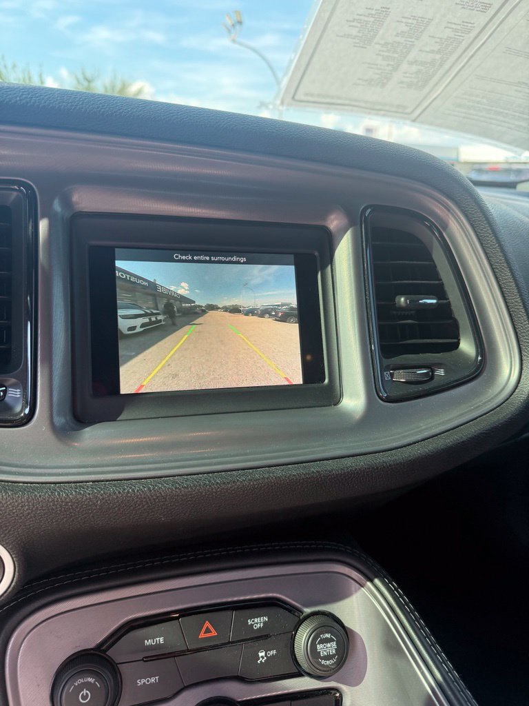 Used 2023 Dodge Challenger SXT RWD image 22