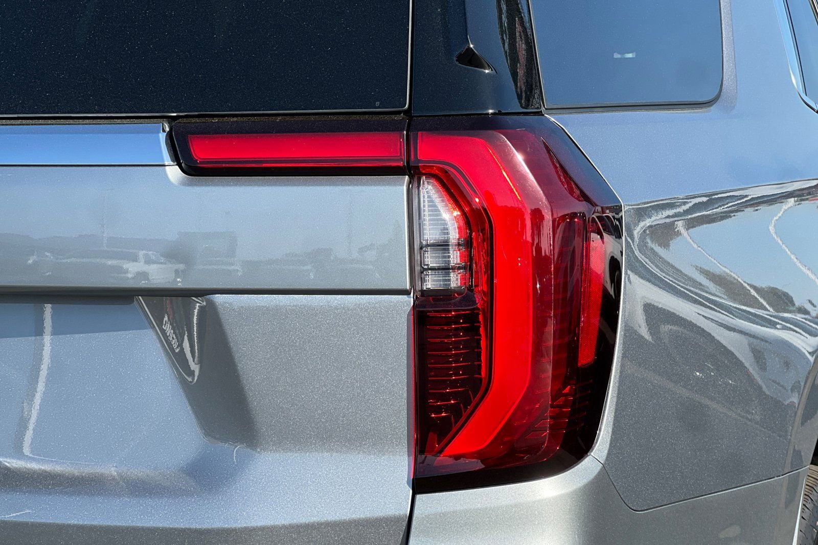 New 2026 GMC Yukon Elevation w/ Elevation Premium Package image 7