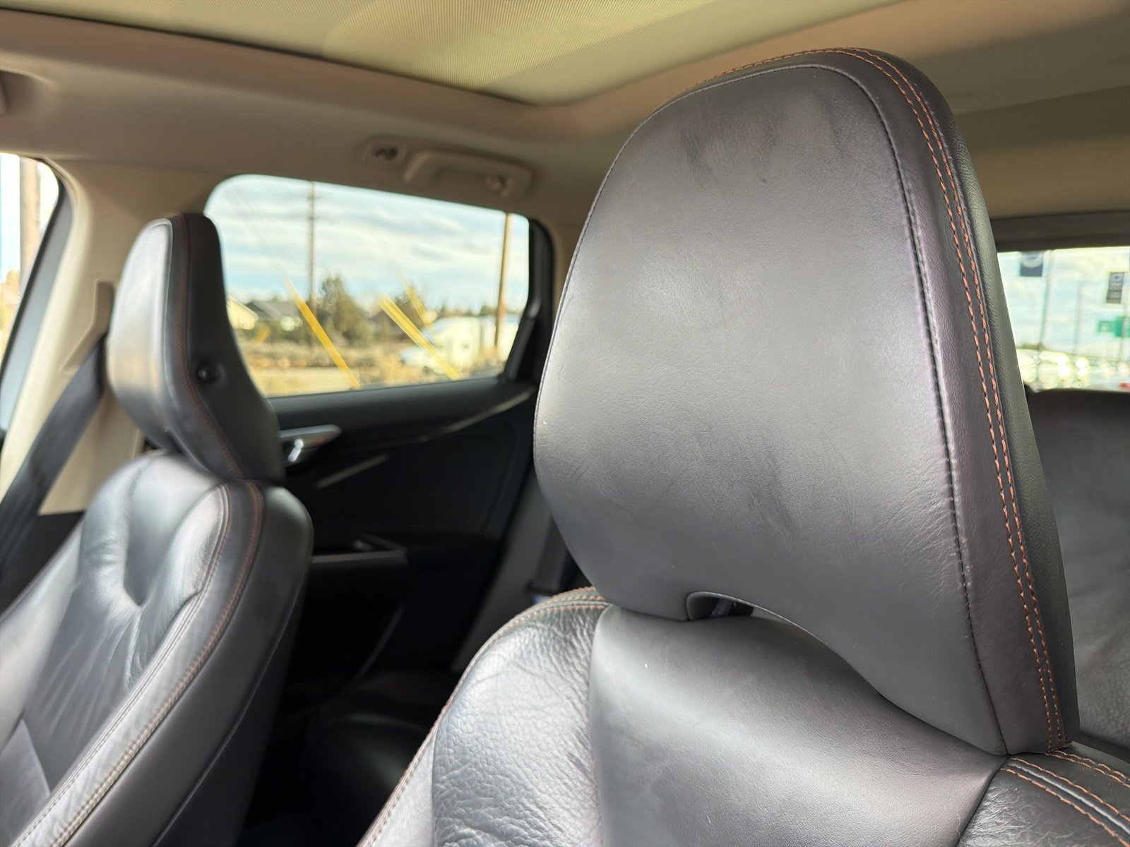 Used 2012 Volvo XC60 T6 image 15