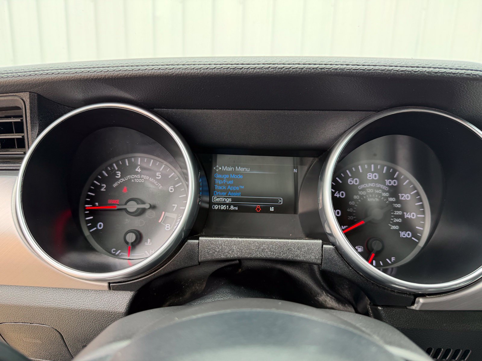 Used 2018 Ford Mustang GT Premium RWD image 14
