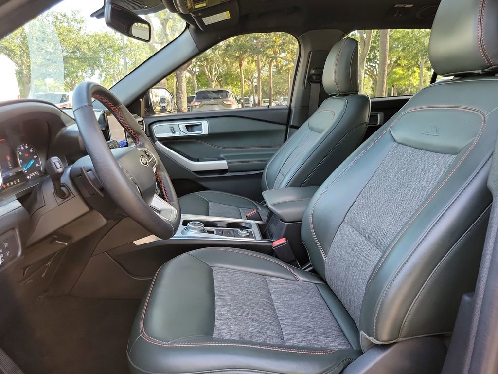 Used 2022 Ford Explorer Timberline w/ Timberline Technology Package AWD/4WD image 18