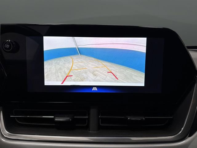 Used 2024 Chevrolet Trax LT w/ Driver Confidence Package image 9