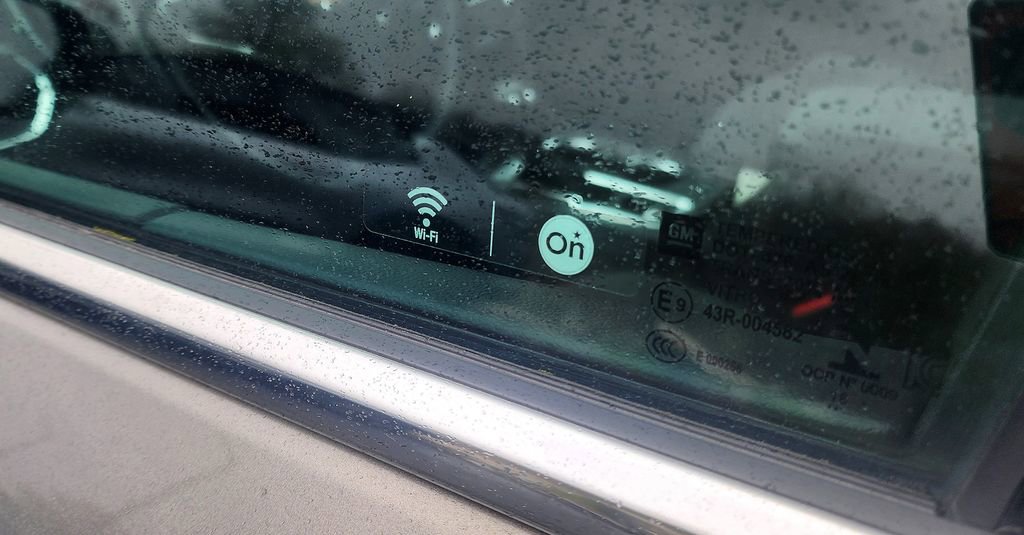 Used 2019 Chevrolet Equinox LT image 16