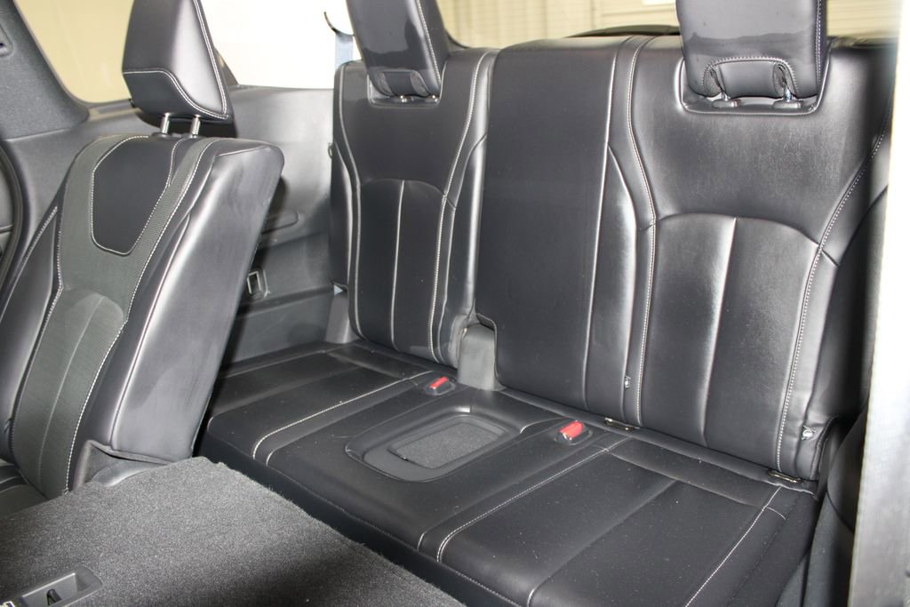 Used 2023 INFINITI QX60 Luxe w/ Cargo Package AWD/4WD image 36