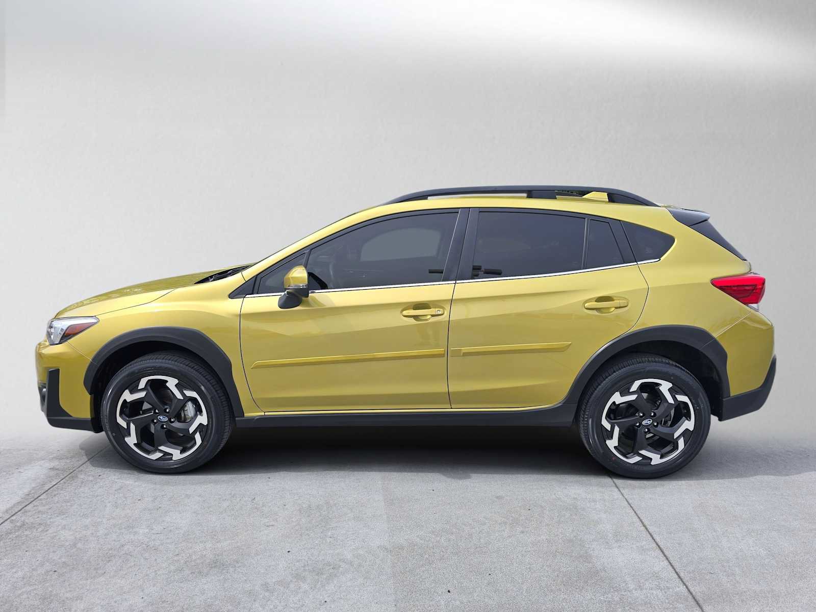 Used 2023 Subaru Crosstrek 2.5i Limited AWD/4WD image 4