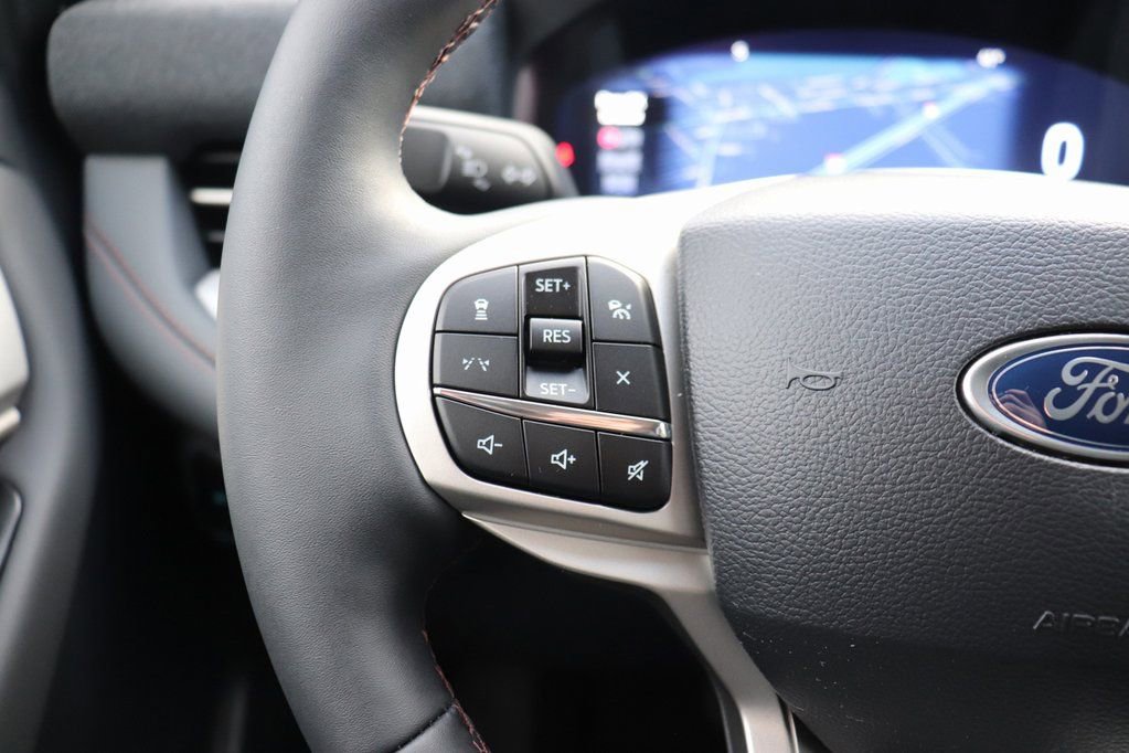New 2026 Ford Explorer Active w/ Active Comfort Package image 35