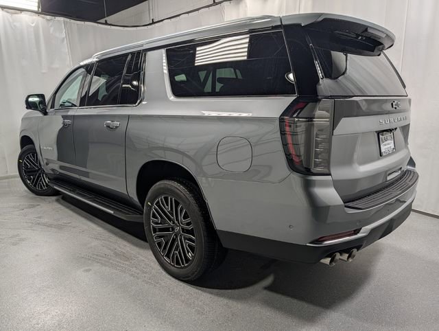 New 2026 Chevrolet Suburban Premier image 7