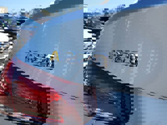 Used 2022 Mercedes-Benz A 220 image 7