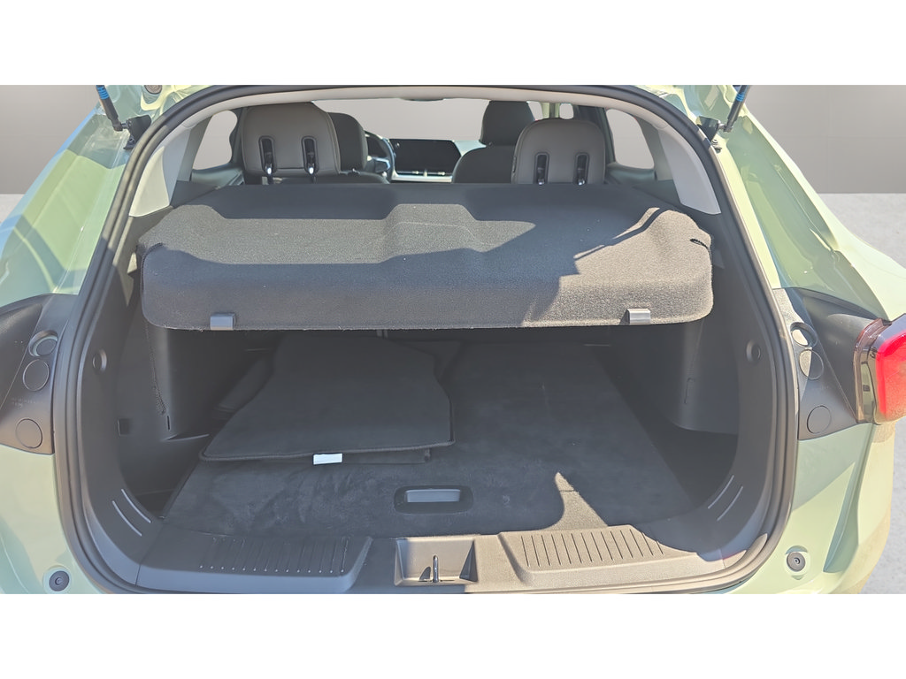 Used 2025 Chevrolet Trax ACTIV w/ Driver Confidence Package FWD image 9