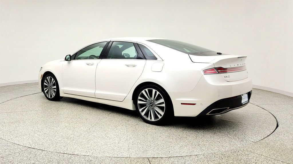 Used 2020 Lincoln MKZ Reserve FWD image 7