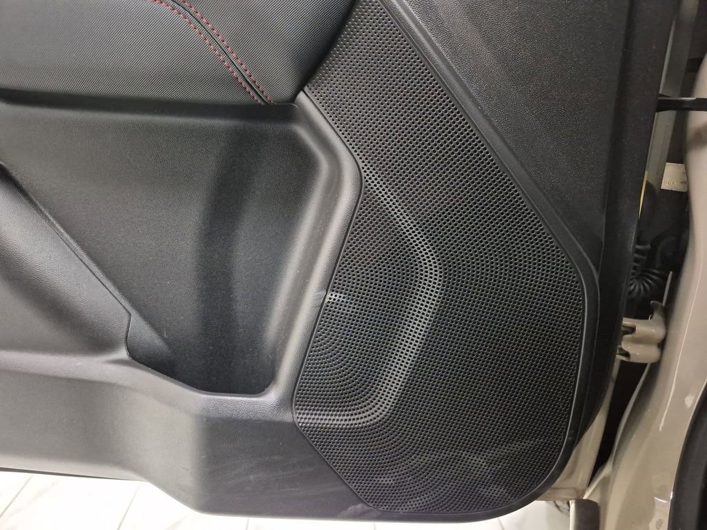 Certified 2024 Chevrolet Colorado Z71 w/ Z71 Convenience Package 2 image 25