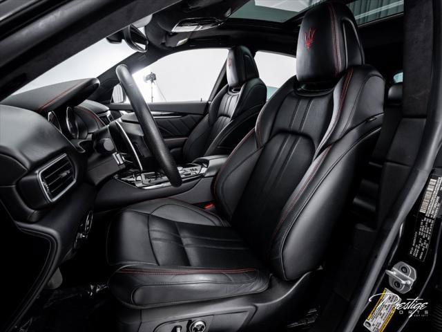 Used 2022 Maserati Levante Modena AWD/4WD image 27