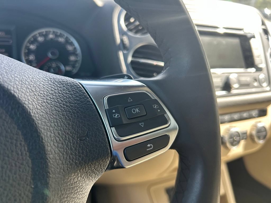 Used 2015 Volkswagen Tiguan R-Line AWD/4WD image 20