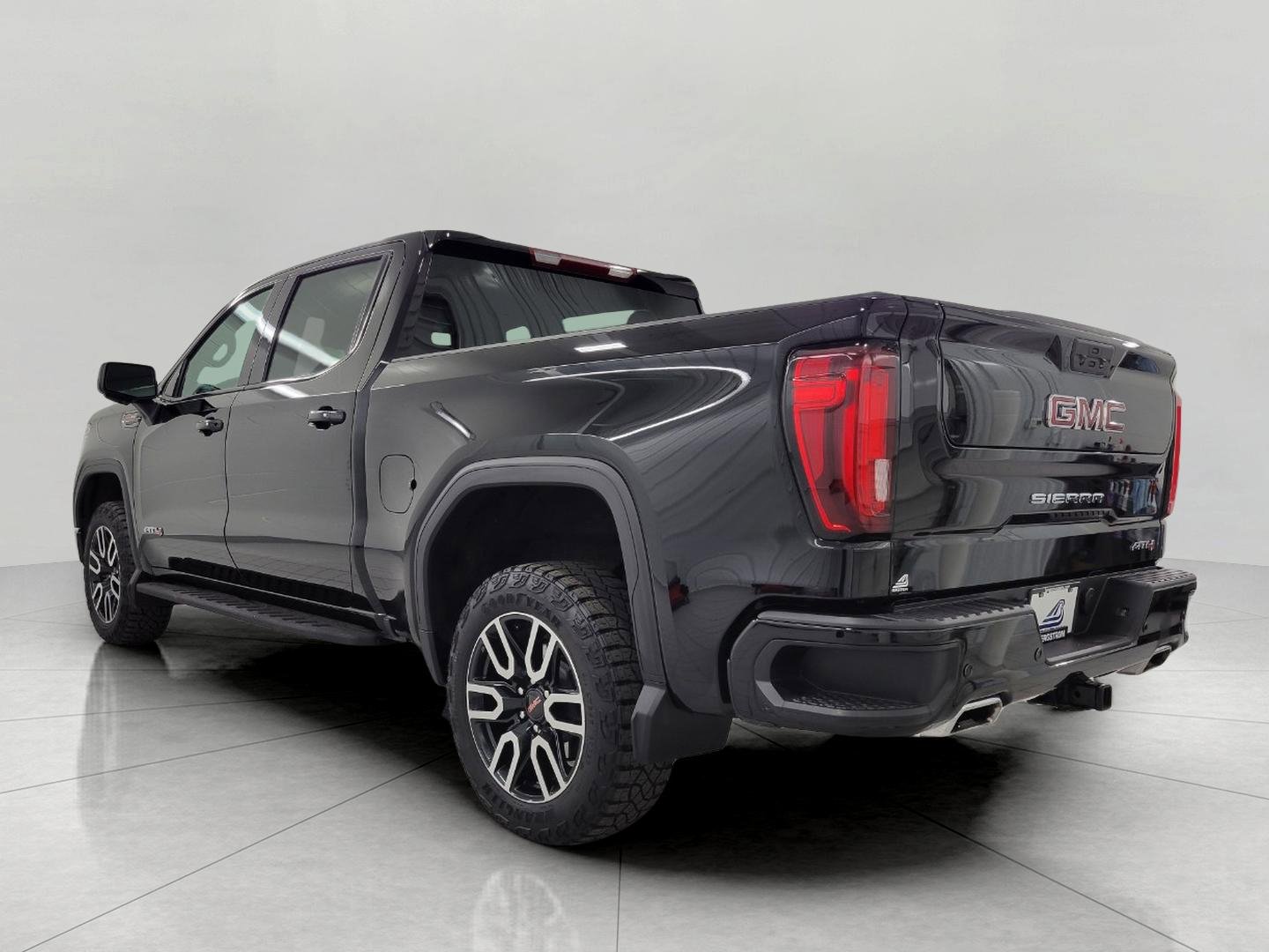 Used 2022 GMC Sierra 1500 AT4 w/ Driver Alert Package II image 21