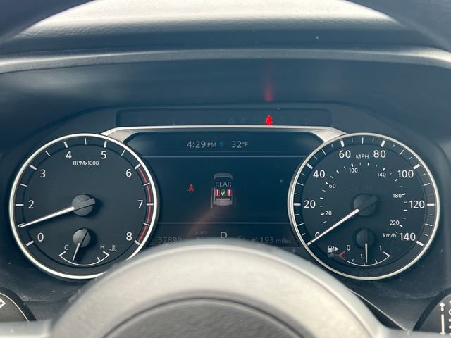 Used 2024 Nissan Rogue SV image 18