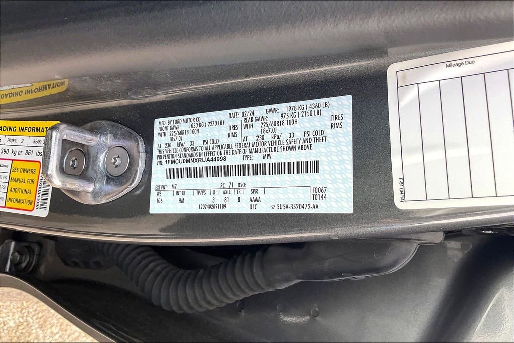 Certified 2024 Ford Escape ST-Line w/ Cold Weather Package image 16