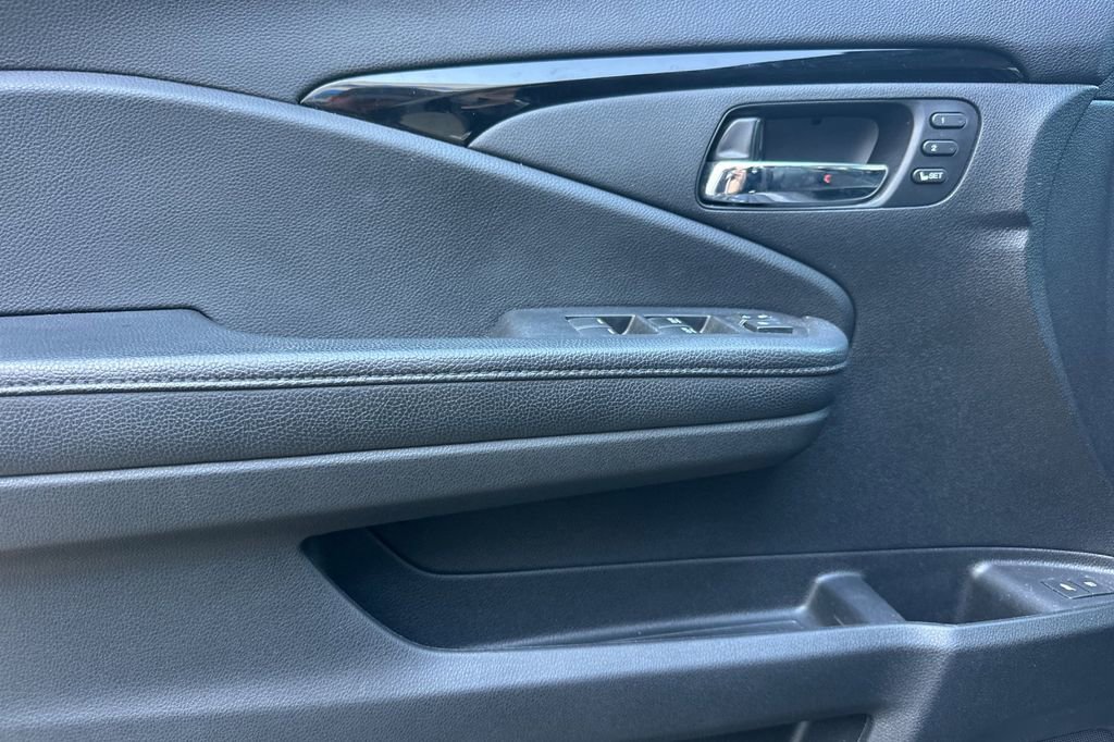 Certified 2019 Honda Pilot Elite image 11