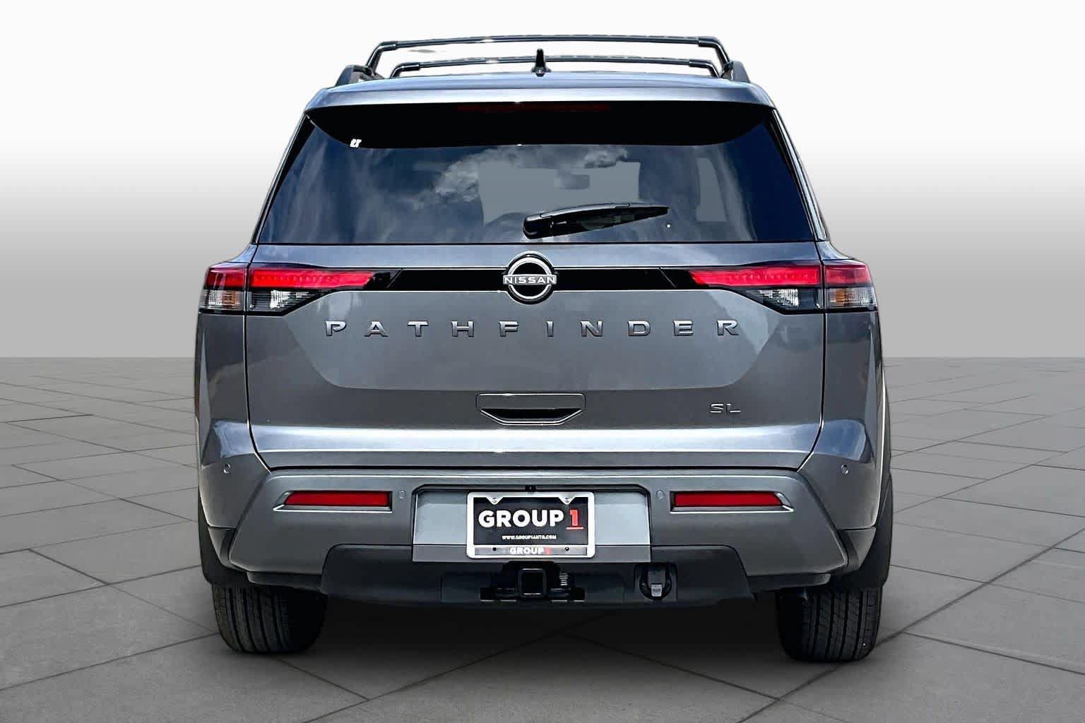 New 2026 Nissan Pathfinder SL FWD image 4