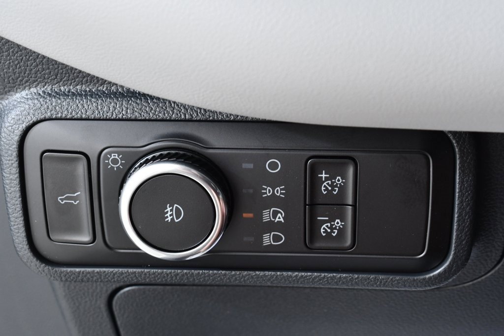 New 2025 Ford Explorer Active w/ Active Comfort Package image 32