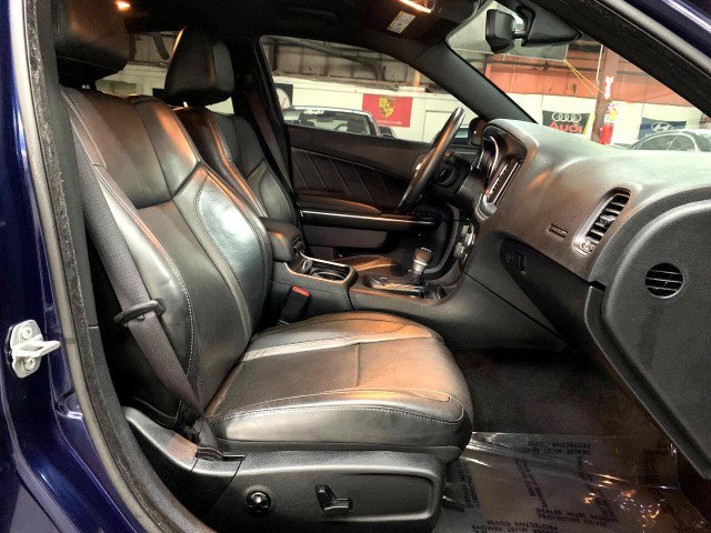 Used 2017 Dodge Charger SXT w/ Plus Group image 88