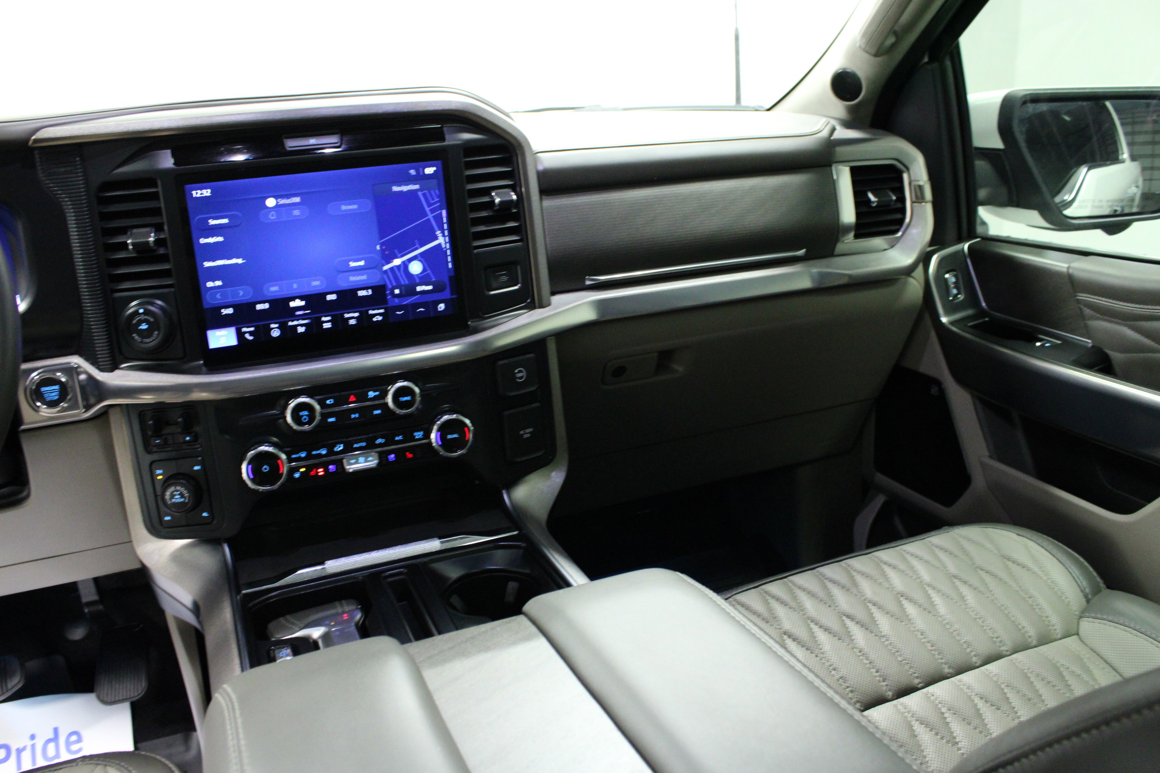 Used 2025 Ford F150 Platinum w/ Equipment Group 703A Plus AWD/4WD image 20