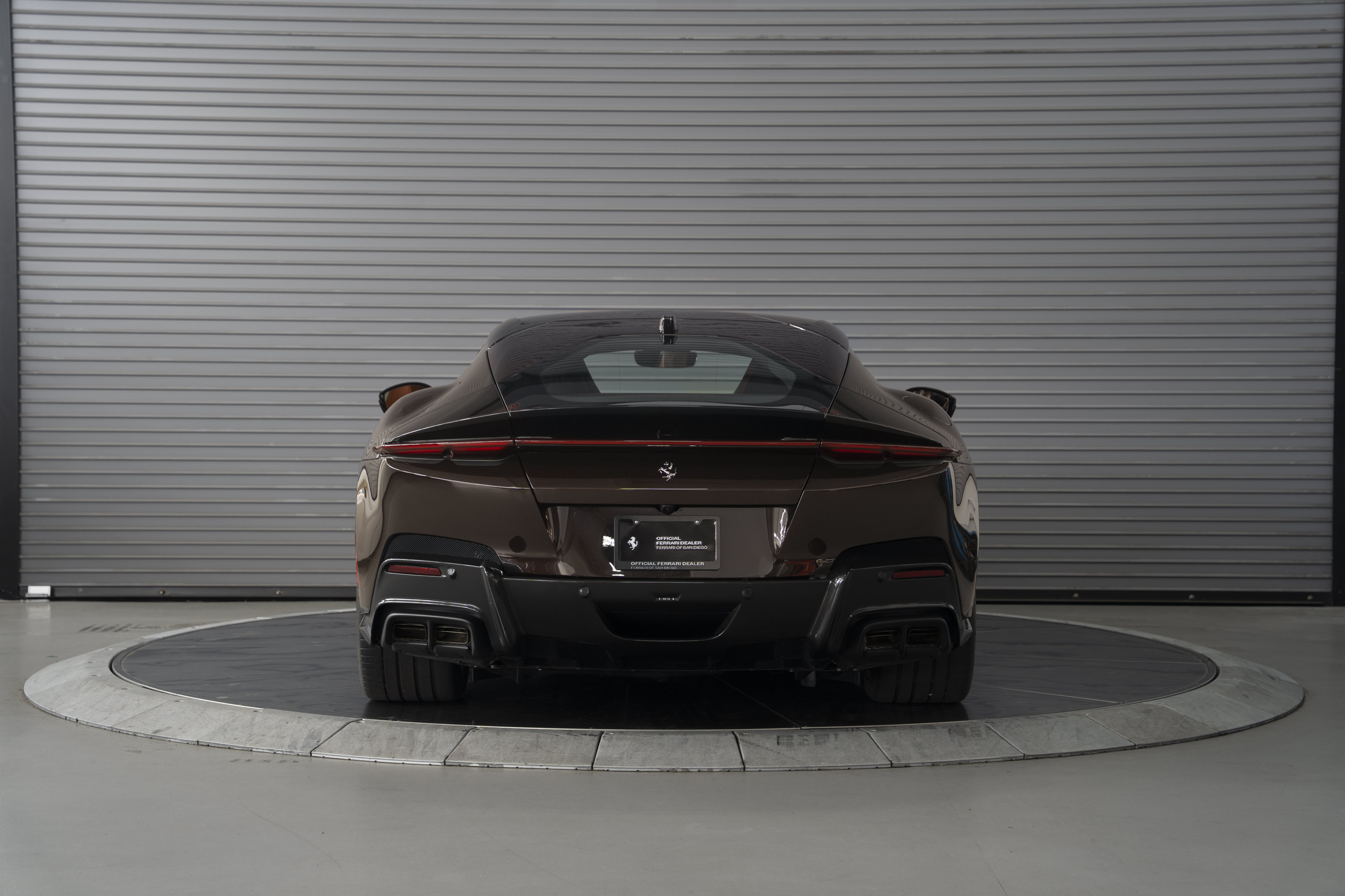 Used 2025 Ferrari 12Cilindri RWD image 4