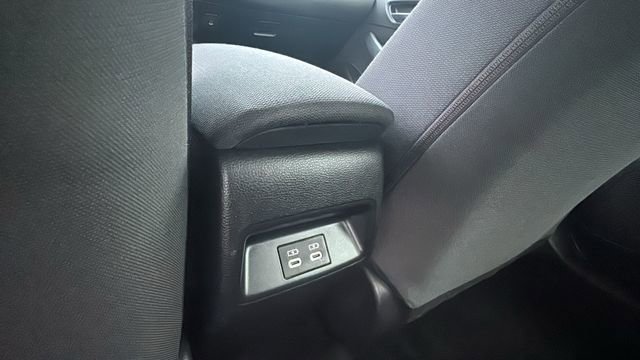 Used 2024 Toyota Corolla LE image 23