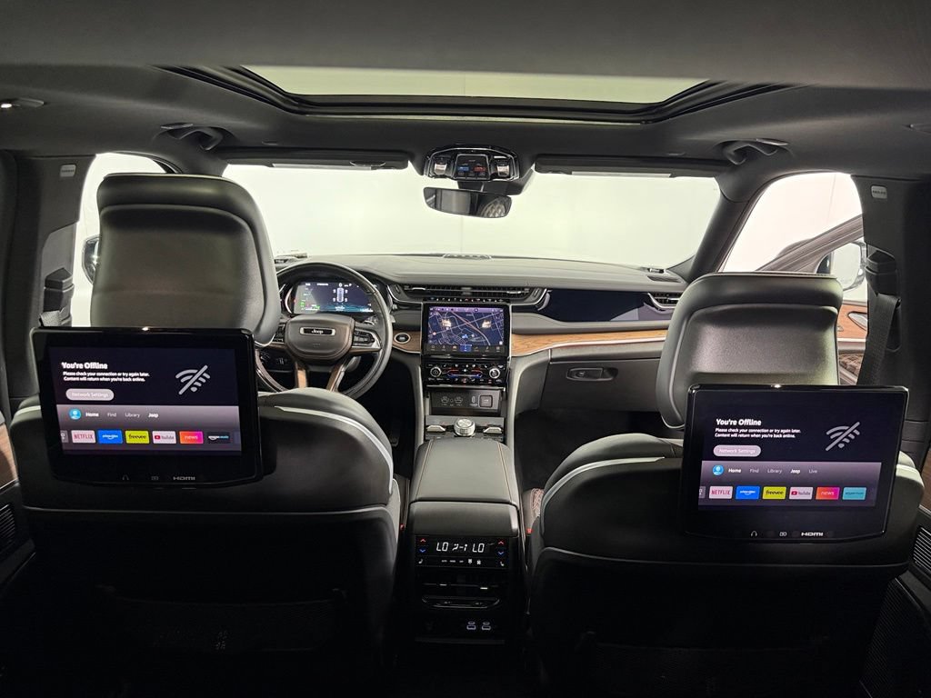 Used 2023 Jeep Grand Cherokee Summit w/ Rear Seat Video Group I AWD/4WD image 23