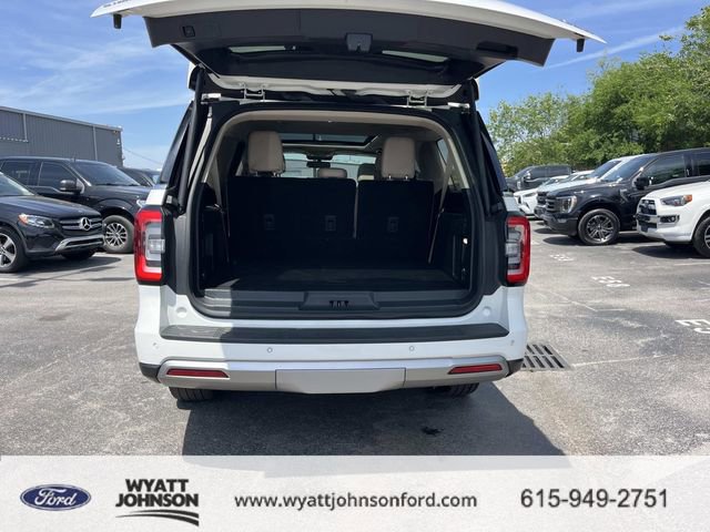 Used 2022 Ford Expedition Max Limited image 12