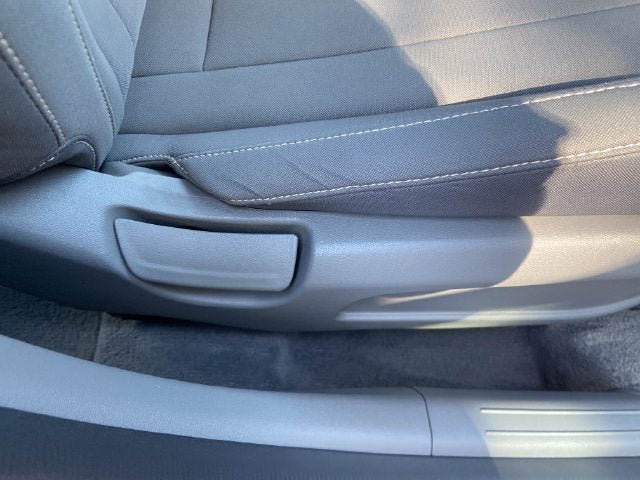 Used 2023 Hyundai Elantra Blue FWD image 15