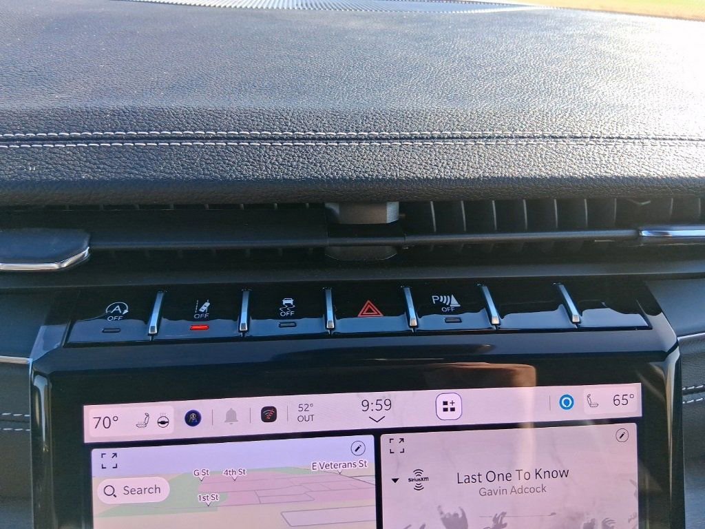 New 2025 Jeep Grand Cherokee L Limited w/ Trailer Tow Package image 32