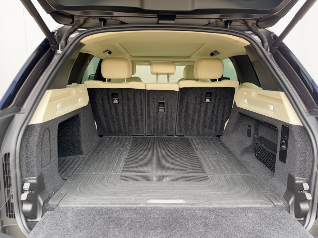 Used 2023 Land Rover Range Rover SE AWD/4WD image 28