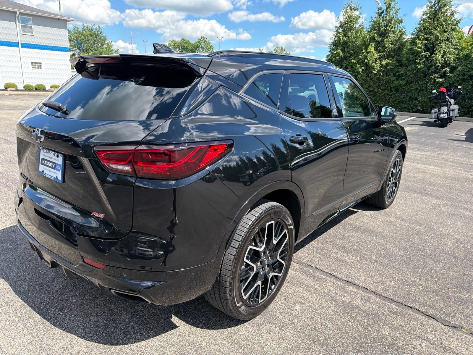 Used 2024 Chevrolet Blazer RS w/ Driver Confidence II Package AWD/4WD image 5