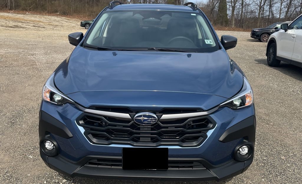 Used 2024 Subaru Crosstrek 2.0i Premium image 2