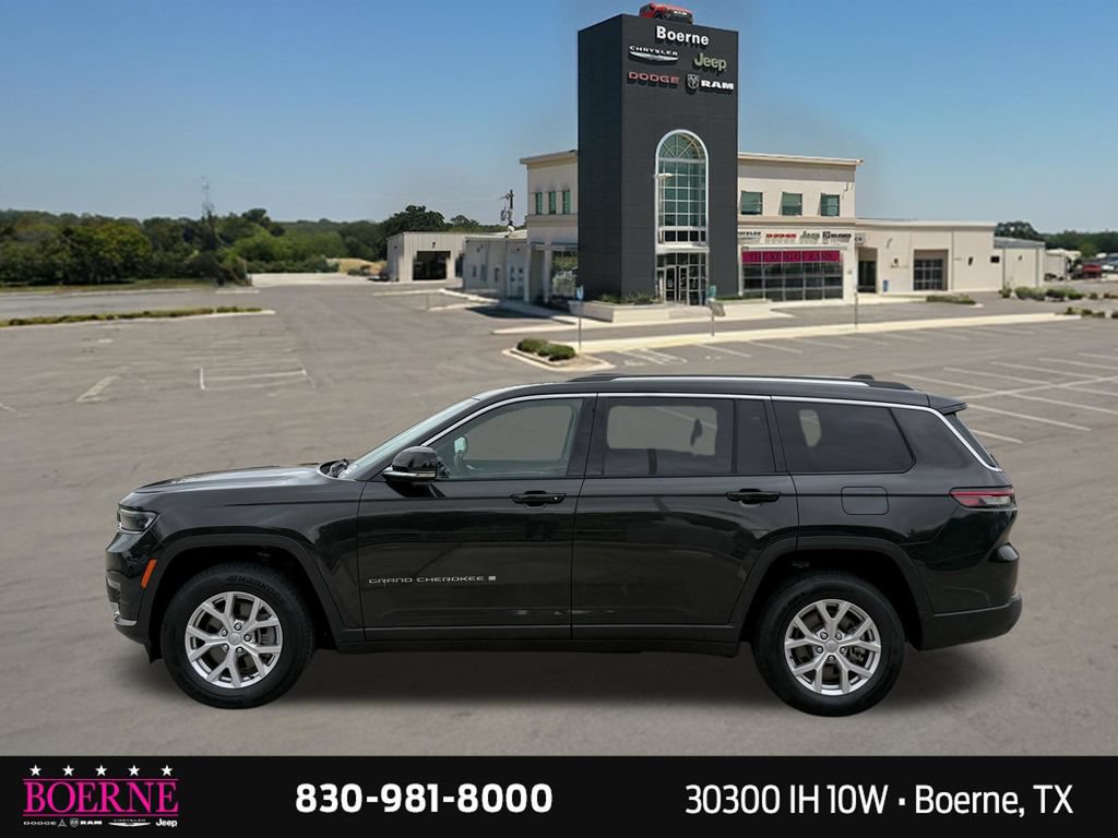 Used 2022 Jeep Grand Cherokee L Limited AWD/4WD image 7