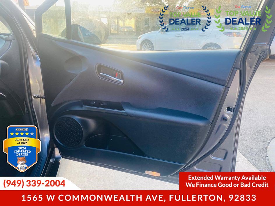 Used 2022 Toyota Prius Prime Limited image 19