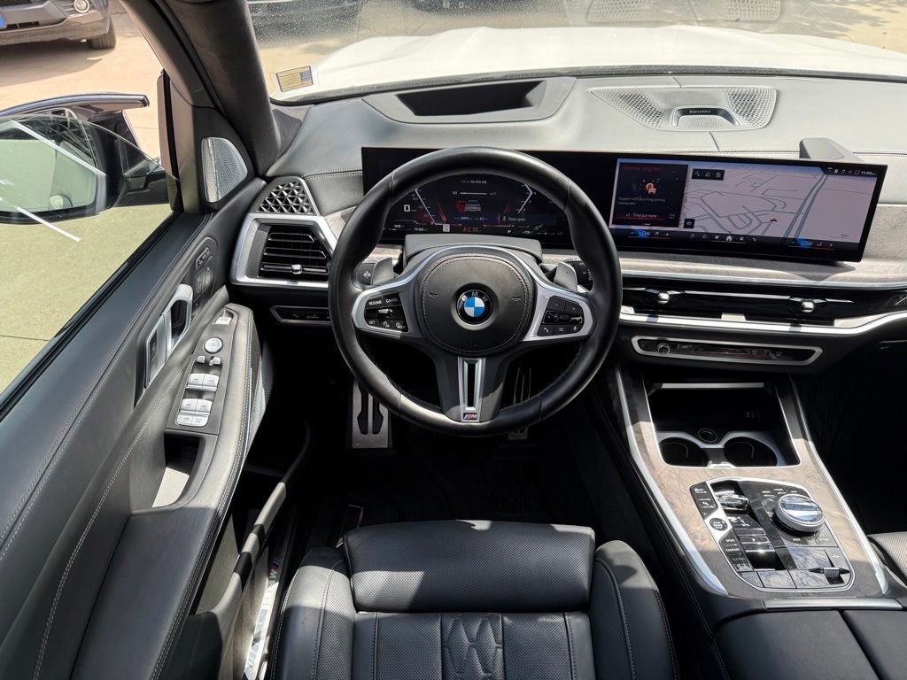 Used 2024 BMW X7 M60i w/ Executive Package AWD/4WD image 2