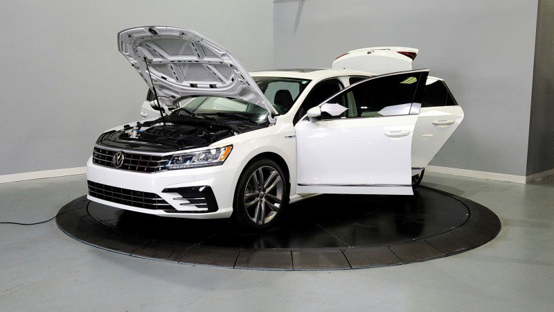 Used 2019 Volkswagen Passat 2.0T SE R-Line image 10