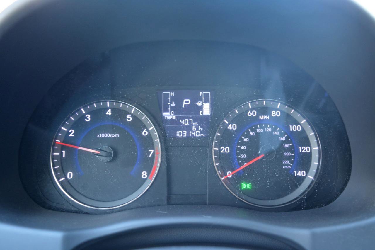 Used 2015 Hyundai Accent GLS image 24