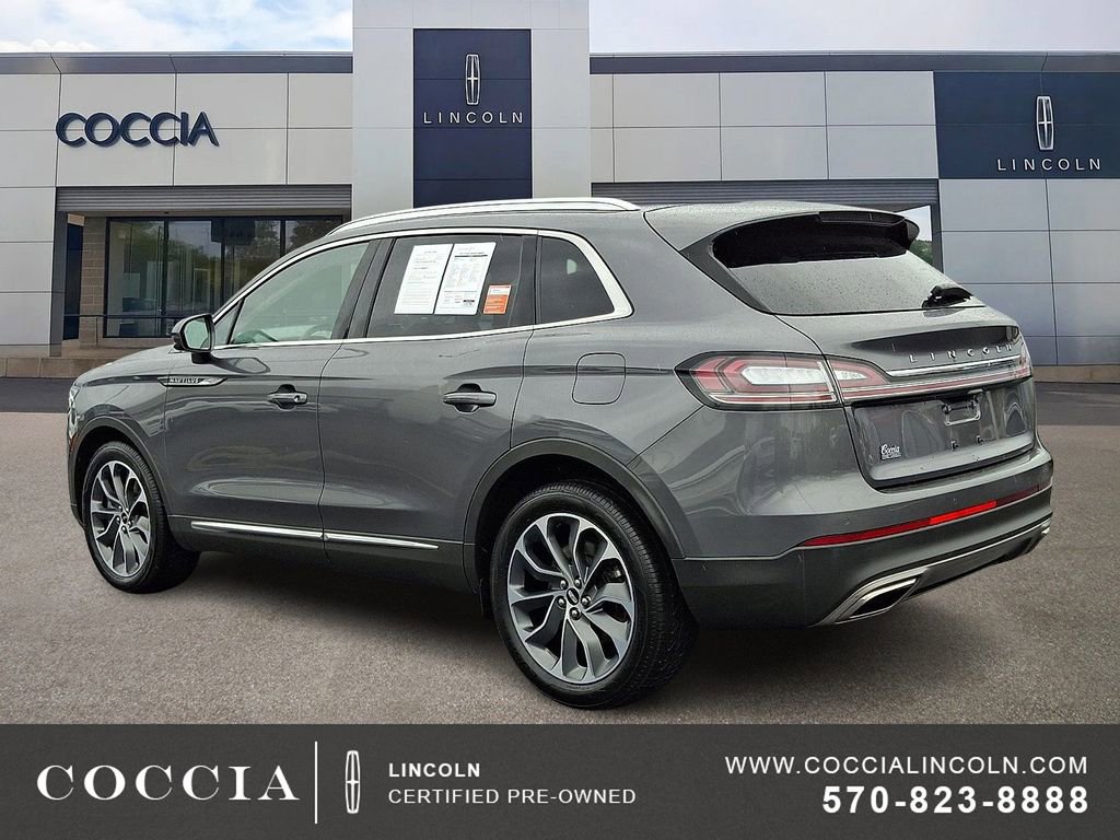 Used 2022 Lincoln Nautilus Reserve image 6