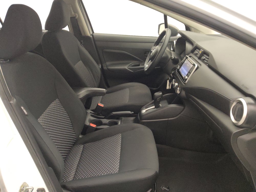 Used 2022 Nissan Versa S FWD image 21