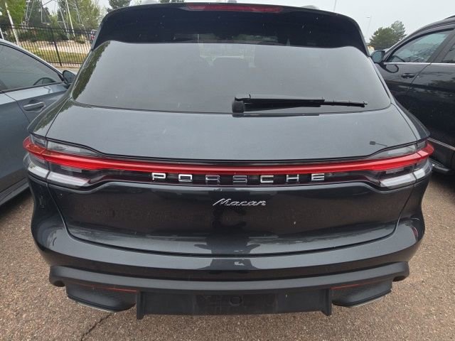 Used 2024 Porsche Macan image 12
