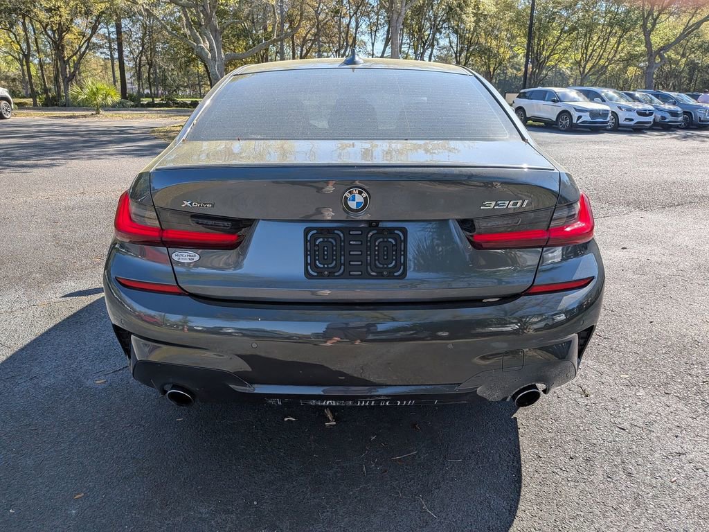 Used 2022 BMW 330i xDrive Sedan w/ M Sport Package image 5
